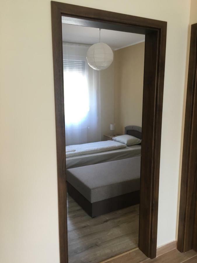 Konrad Apartman Balatonmariafurdo Exterior photo