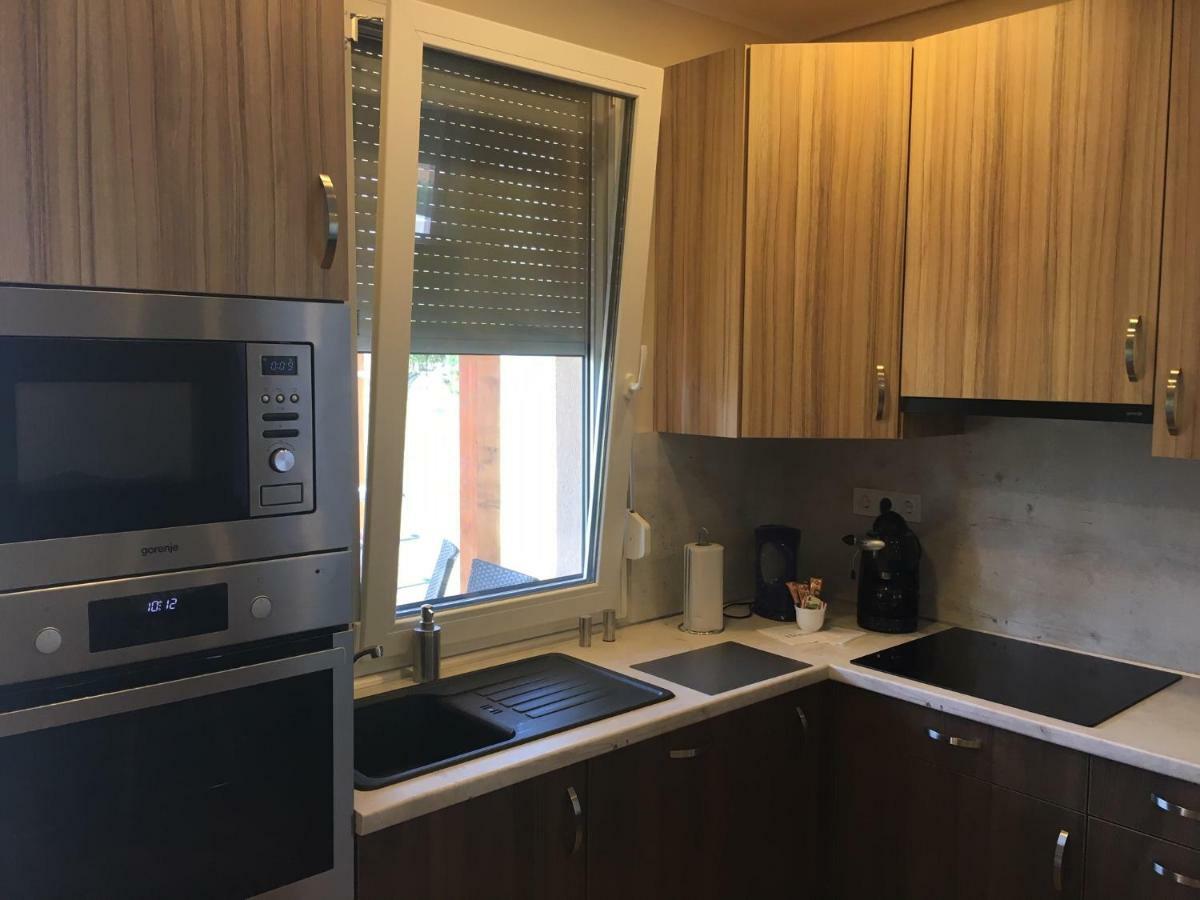 Konrad Apartman Balatonmariafurdo Exterior photo