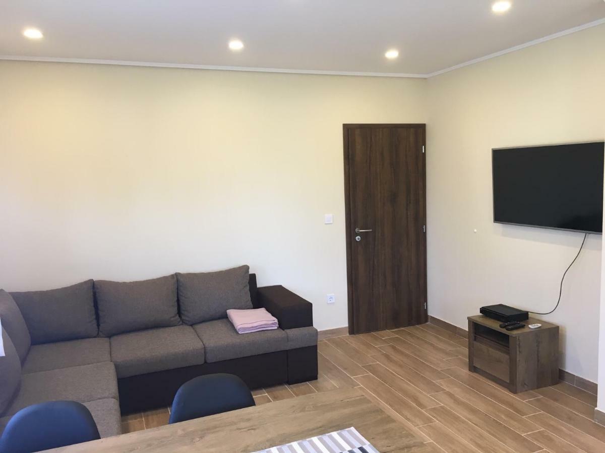 Konrad Apartman Balatonmariafurdo Exterior photo