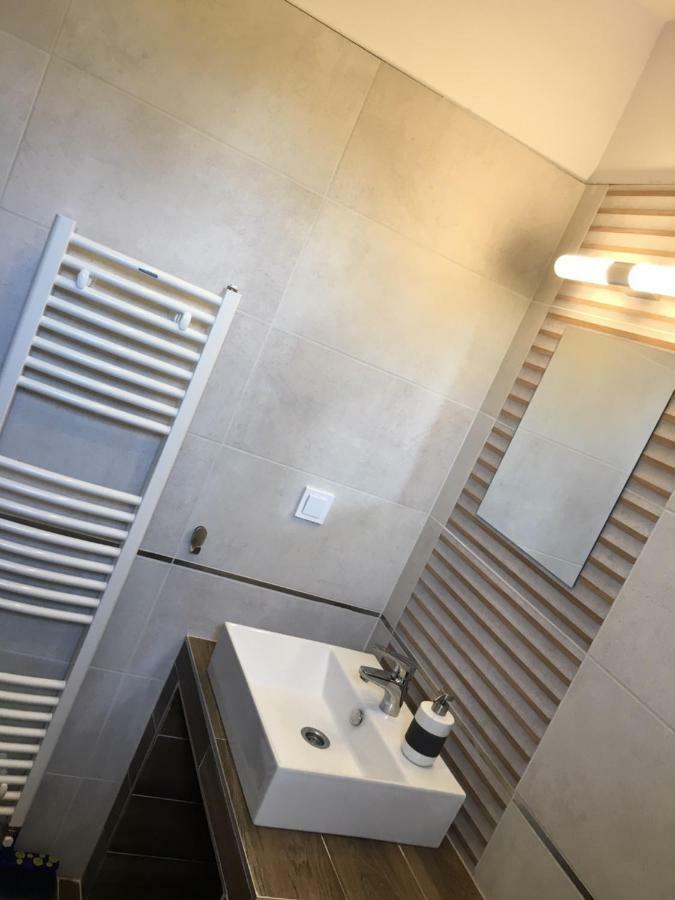 Konrad Apartman Balatonmariafurdo Exterior photo